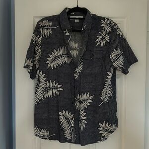 Men’s Button Down Tee